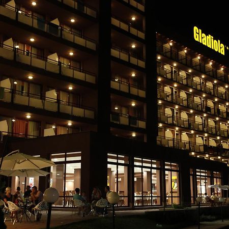 Hotel Gladiola Golden Sands Bagian luar foto