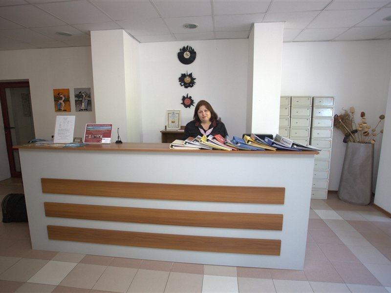 Hotel Gladiola Golden Sands Bagian luar foto